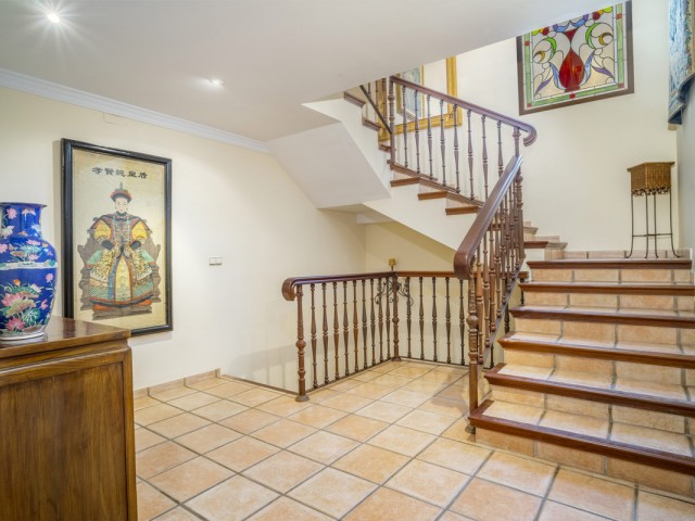 6 Bedrooms Villa in Guadalmina Alta