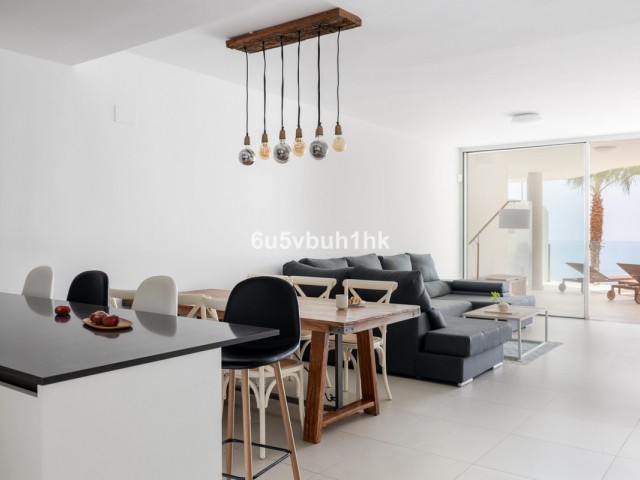 Apartamento con 3 Dormitorios  en La Capellania