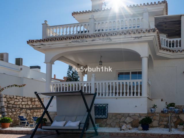 5 Makuuhuoneen Huvila Fuengirola