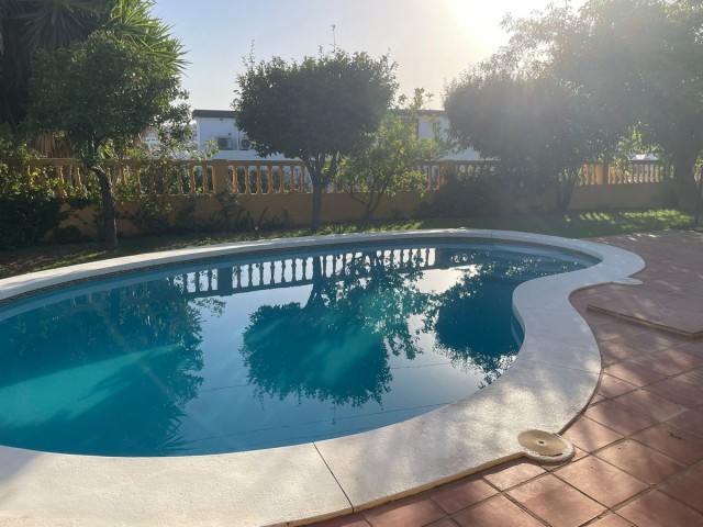 4 Slaapkamer Rijtjeshuis in Mijas
