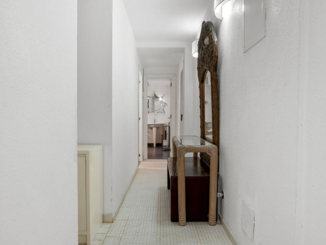 2 Bedrooms Apartment in Puerto Banús