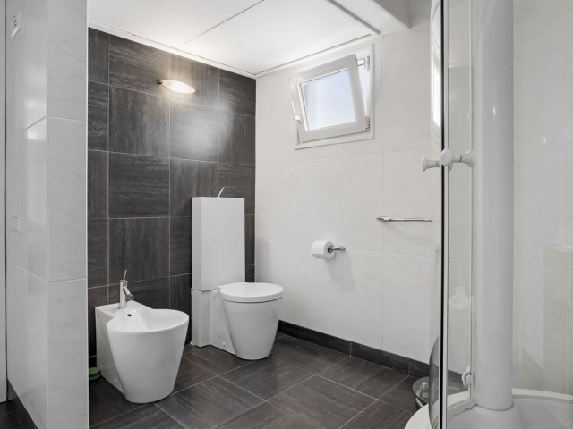 2 Bedrooms Apartment in Puerto Banús