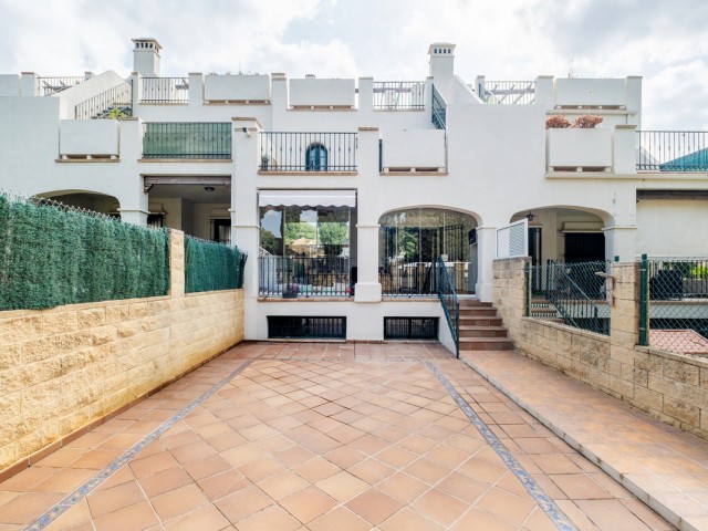 Adosado, Nagüeles, R5108920