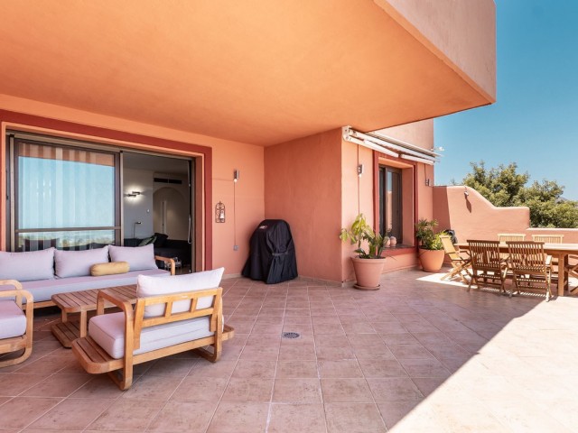 Apartamento con 3 Dormitorios  en La Mairena