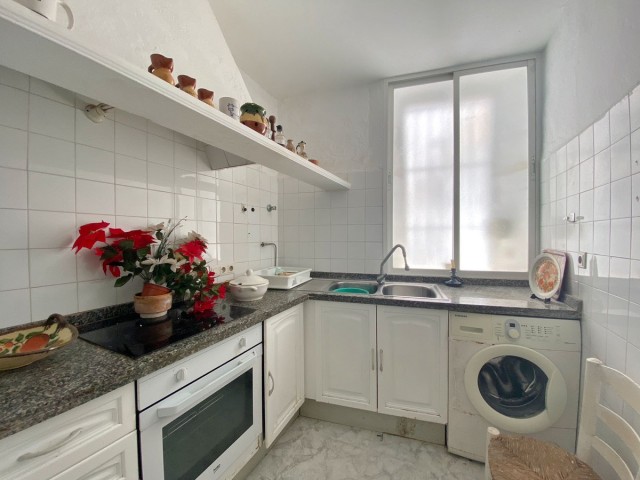 6 Bedrooms Villa in Marbella