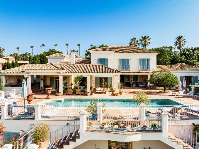 9 Makuuhuoneen Huvila Sotogrande