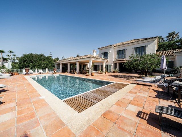 9 Makuuhuoneen Huvila Sotogrande