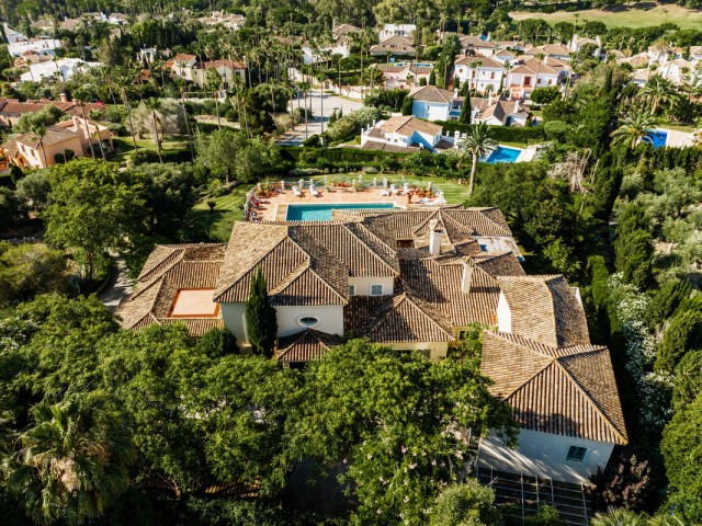 9 Makuuhuoneen Huvila Sotogrande