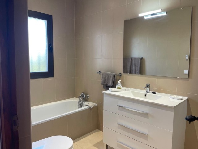 3 Bedrooms Villa in Mijas