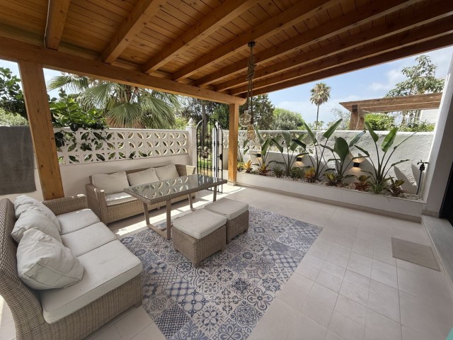 2 Slaapkamer Rijtjeshuis in Casares Playa