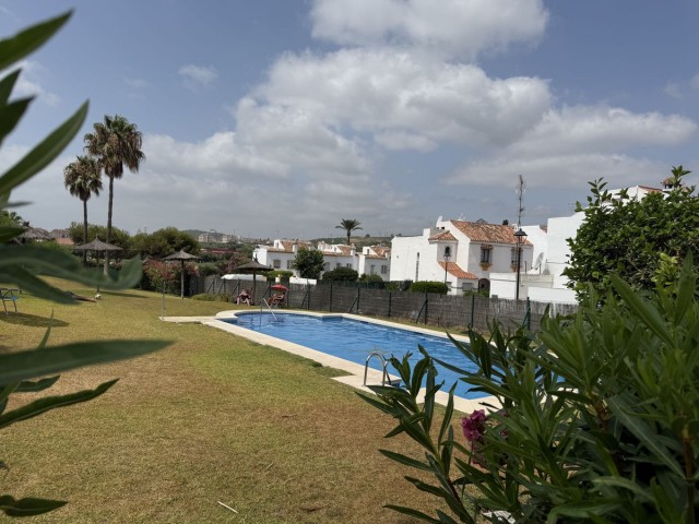 2 Slaapkamer Rijtjeshuis in Casares Playa