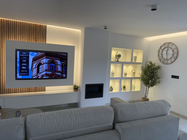 2 Slaapkamer Rijtjeshuis in Casares Playa