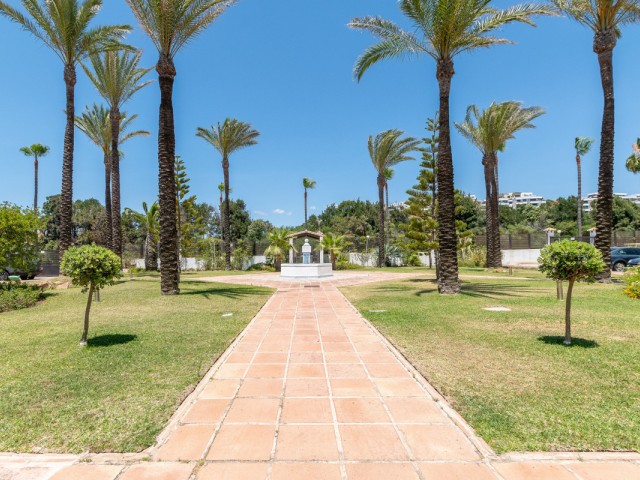 Appartement avec 4 Chambres  à Casares