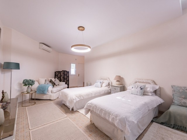 6 Soveroms Villa i Sierrezuela