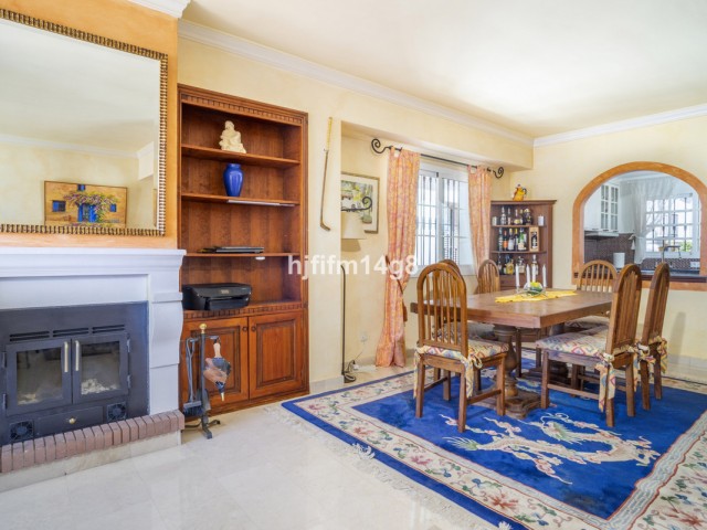 3 Bedrooms Townhouse in Nueva Andalucía