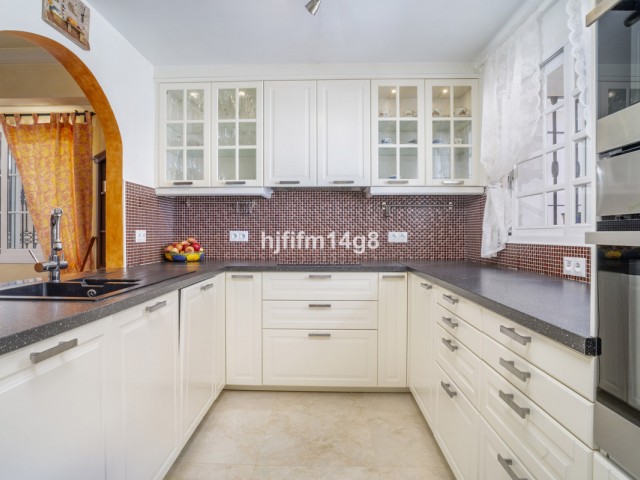 3 Bedrooms Townhouse in Nueva Andalucía