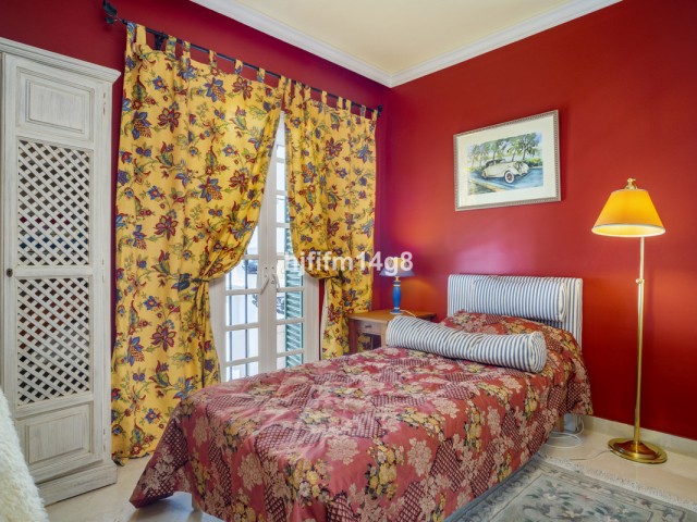3 Bedrooms Townhouse in Nueva Andalucía