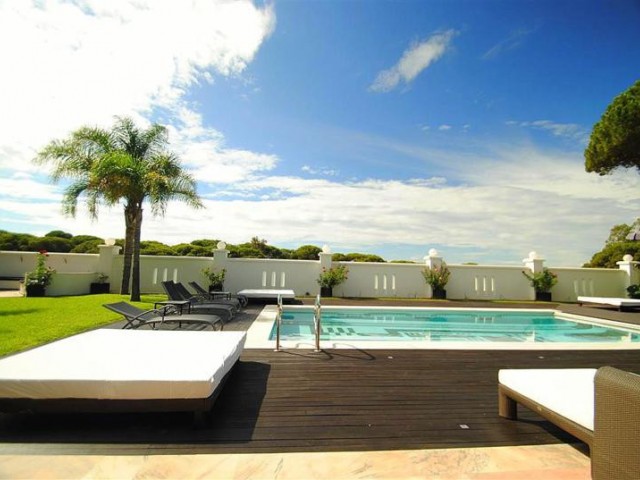 8 Sovrums Villa i Cabopino