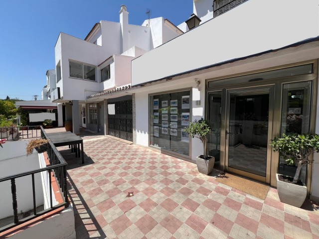 Commercial in Elviria