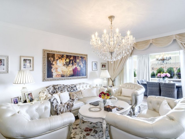 3 Bedrooms Apartment in Bahía de Marbella