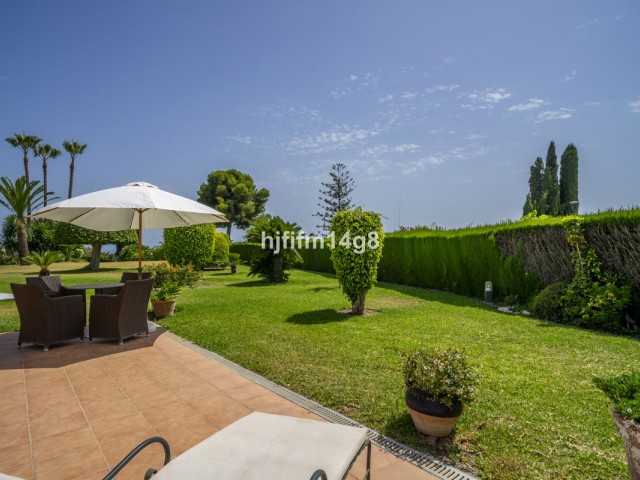 3 Bedrooms Townhouse in Nueva Andalucía