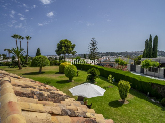 3 Bedrooms Townhouse in Nueva Andalucía