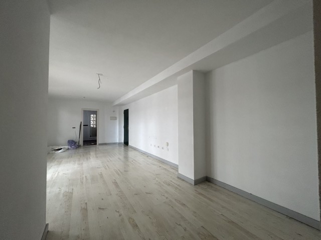 Apartamento con 3 Dormitorios  en Benalmadena Costa