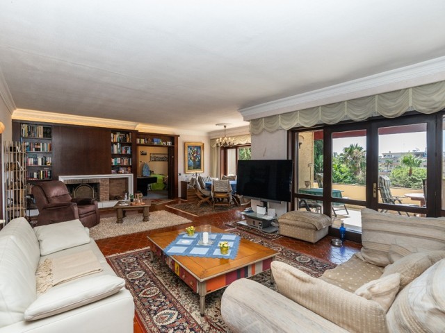 Villa con 6 Dormitorios  en Carib Playa