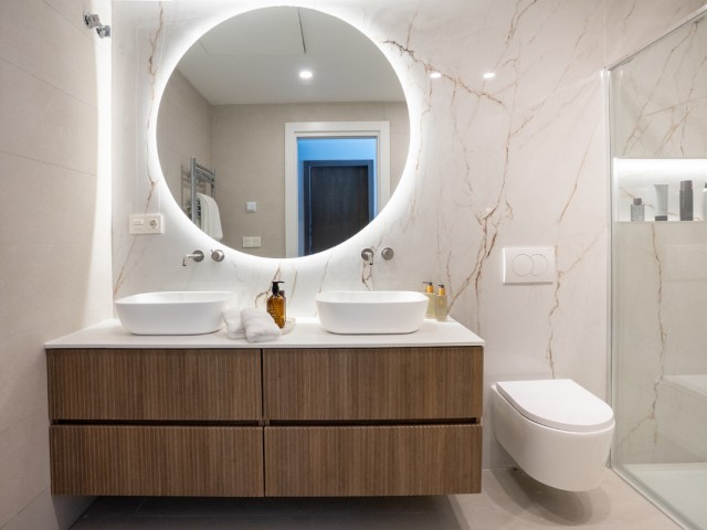 2 Soveroms Leilighet i Nueva Andalucía