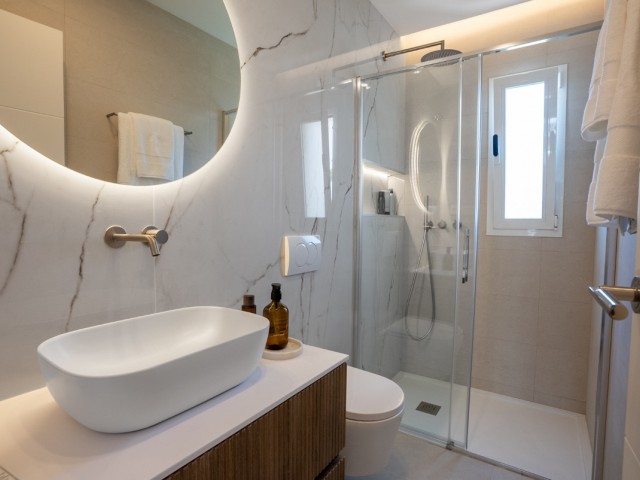 2 Soveroms Leilighet i Nueva Andalucía