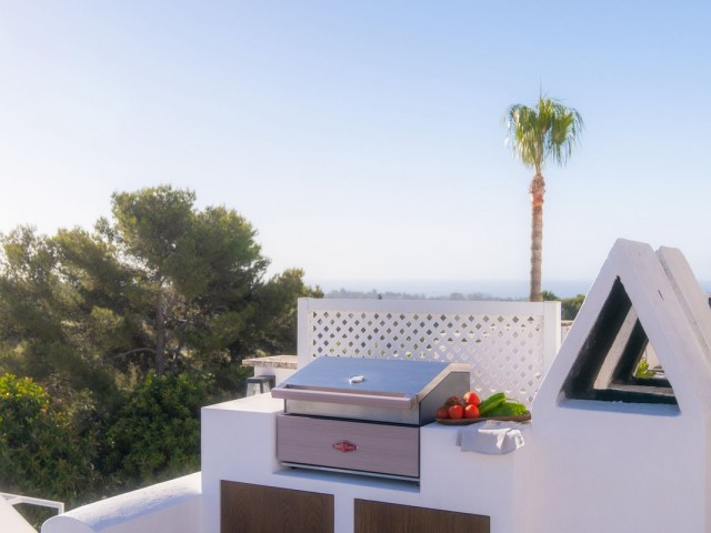 2 Bedrooms Townhouse in Nueva Andalucía