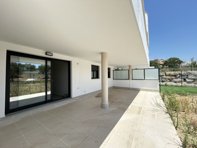 2 Bedrooms Apartment in New Golden Mile