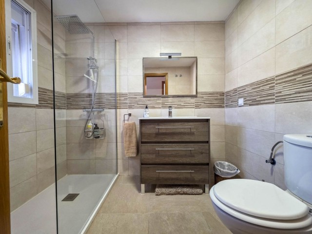 3 Slaapkamer Rijtjeshuis in Casares Playa