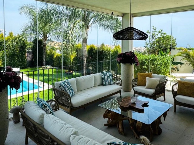Villa con 6 Dormitorios  en Marbella
