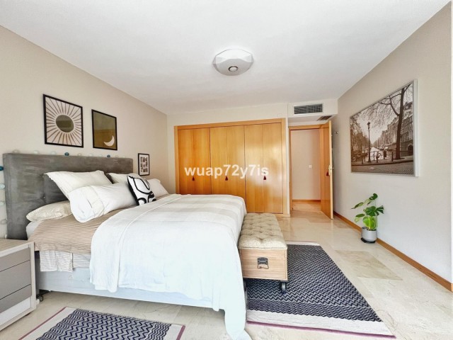 3 Bedrooms Apartment in Guadalmina Alta