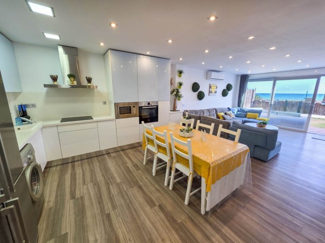 1 Bedrooms Apartment in Casares Playa