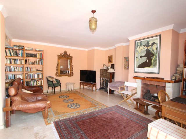 Penthouse in Elviria