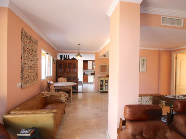 Penthouse in Elviria