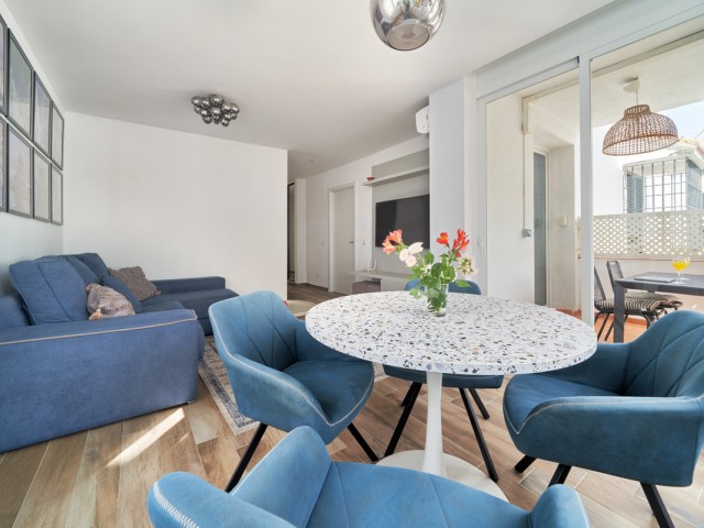 2 Bedrooms Apartment in Elviria