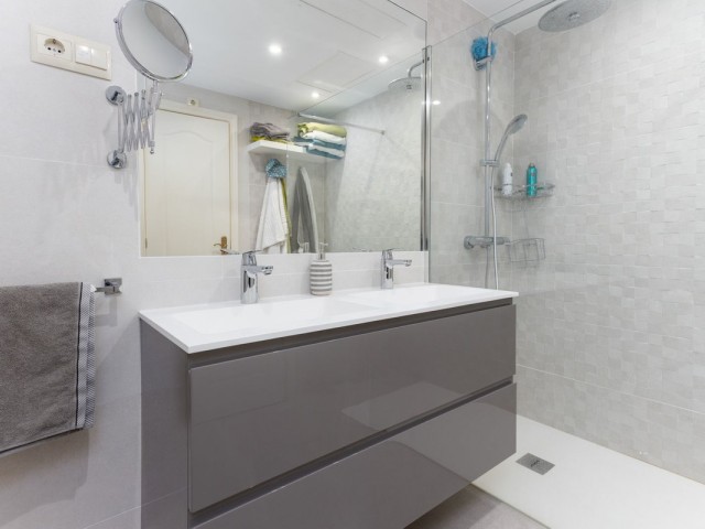 2 Soveroms Leilighet i Puerto Banús