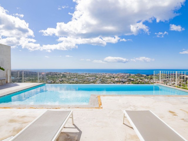 5 Slaapkamer Villa in Benalmadena