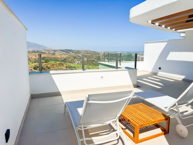 2 Bedrooms Apartment in Calanova Golf