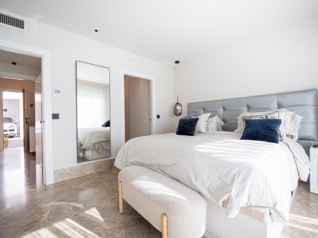 2 Bedrooms Townhouse in Marbella