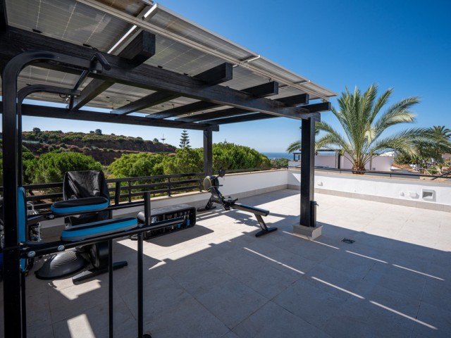 2 Bedrooms Townhouse in Marbella