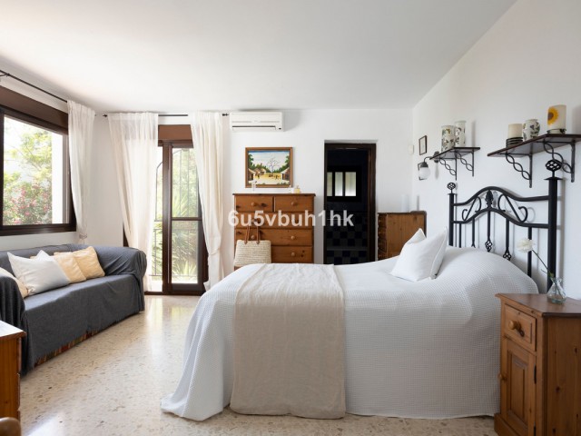 Villa con 6 Dormitorios  en Torremuelle