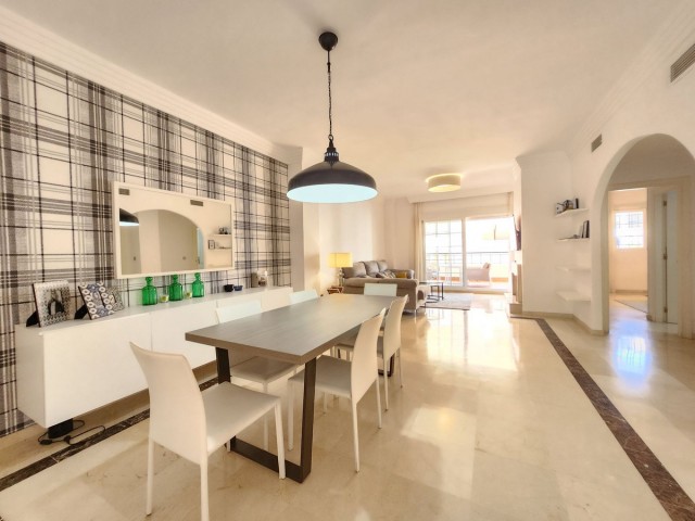 Apartment, Nueva Andalucia, R5117008