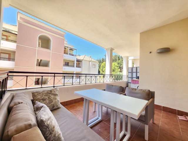 2 Bedrooms Apartment in Nueva Andalucía