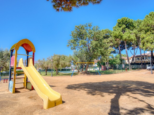 Apartment, Marbella, R5117209