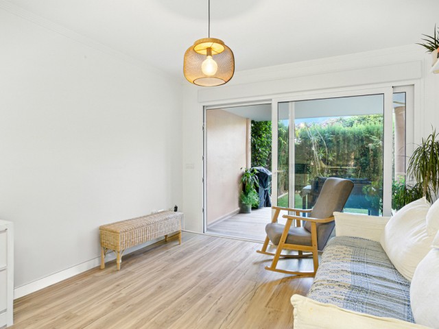 Apartment, Marbella, R5117209