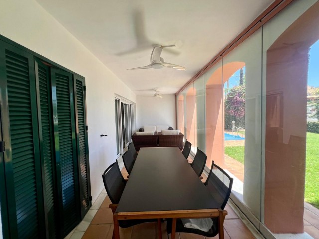 3 Bedrooms Apartment in Sotogrande Marina